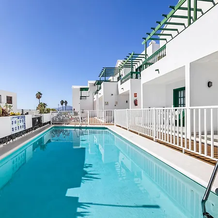 Home2book Bright Sea View *