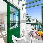 Home2book Bright Sea View Апартаменты