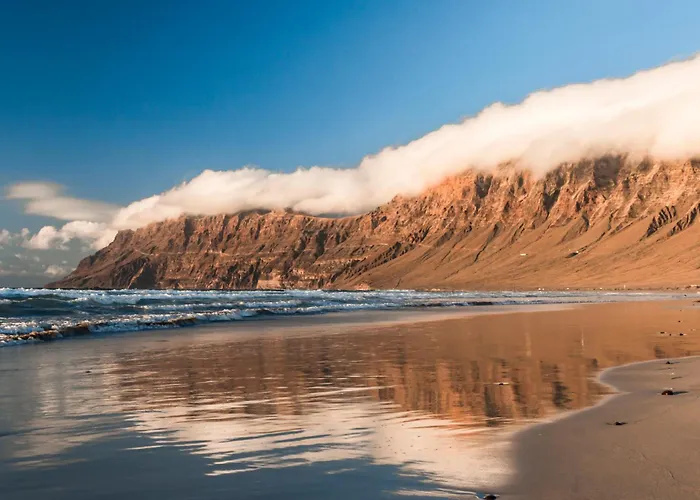 Apartmán Home2book Bright Sea View *